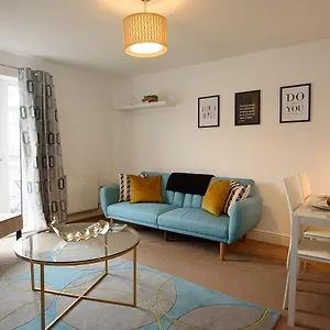  Apartment K Suites - Longhorn Avenue